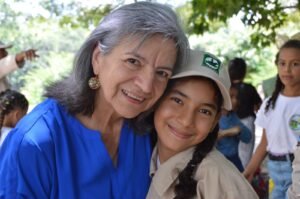 Imagen-de-WhatsApp-2023-12-11-a-las-00.52.30_0c6b706a